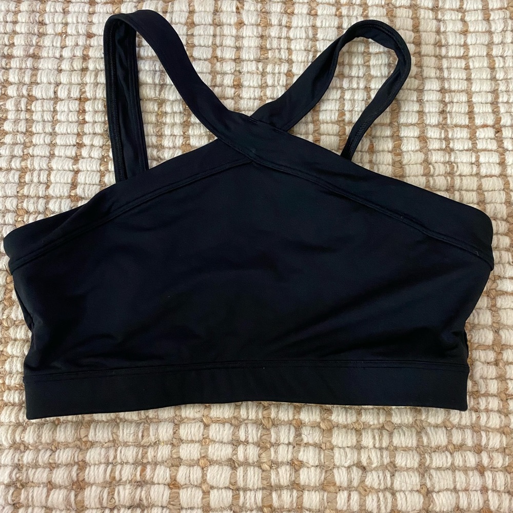 Gap body sports bra - black - size small